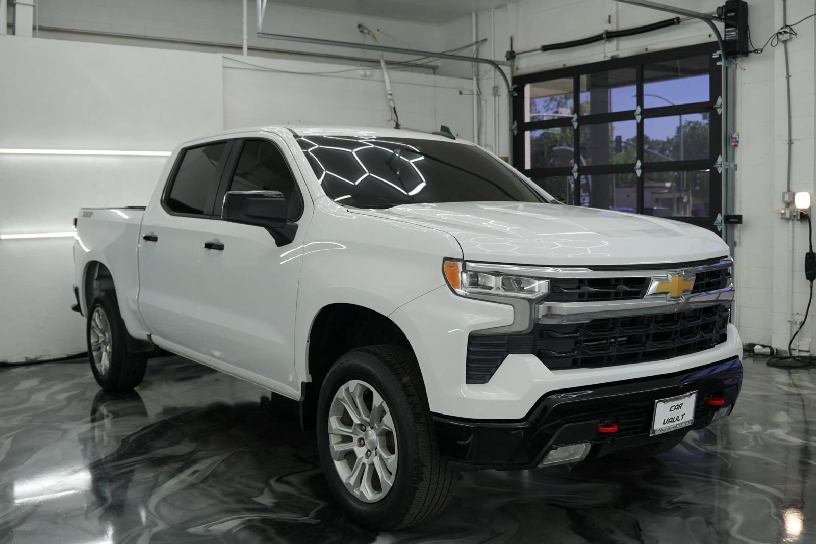 Used 2023 Chevrolet Silverado 1500 LT Trail Boss w/ Protection Package AWD/4WD image 1