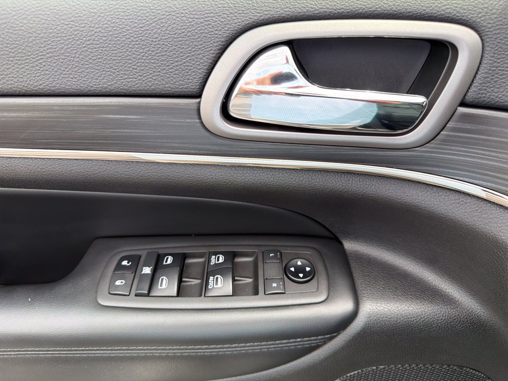 Used 2021 Jeep Grand Cherokee Limited X AWD/4WD image 25