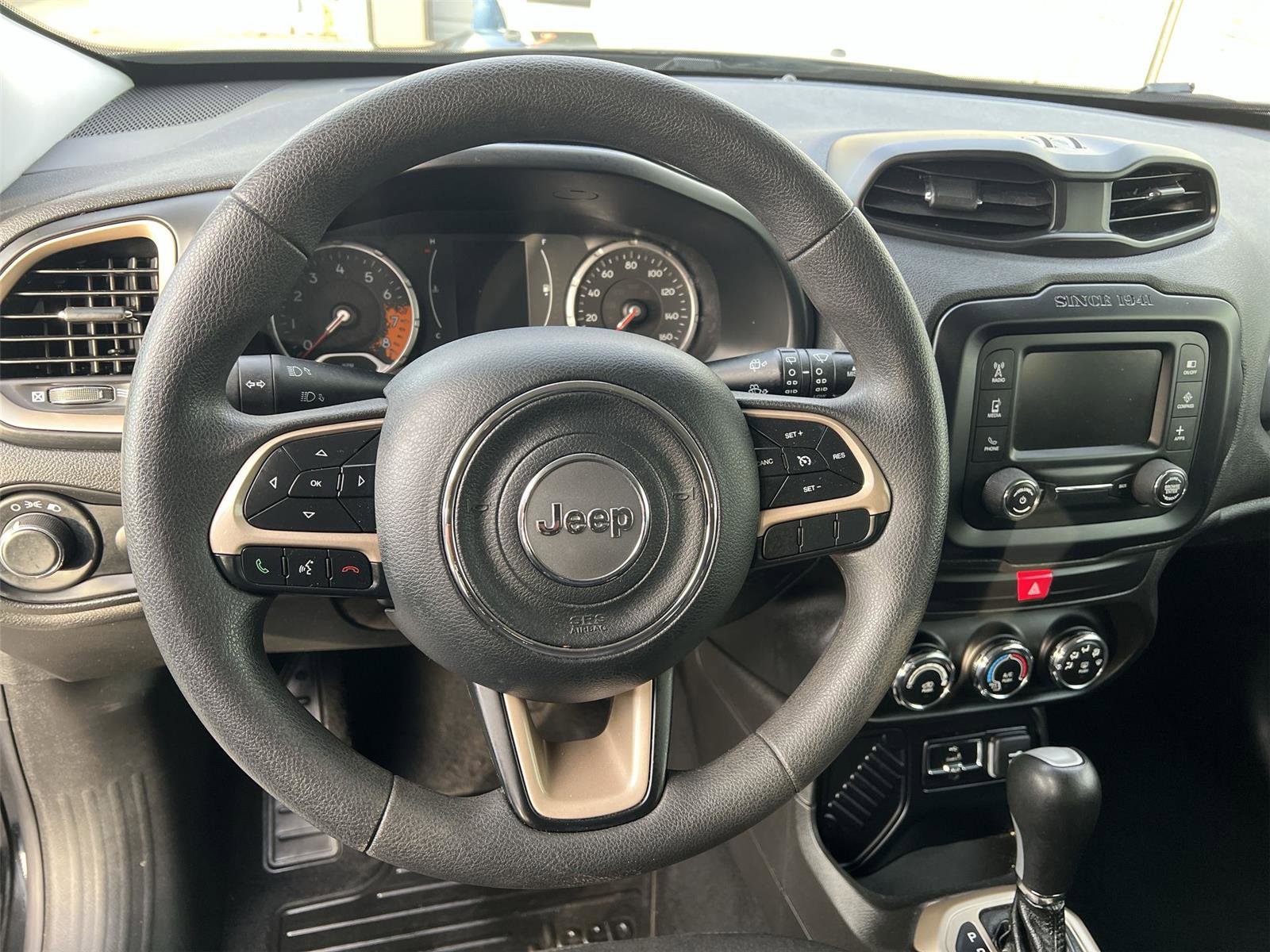 Used 2016 Jeep Renegade Sport w/ Power & Air Group image 13