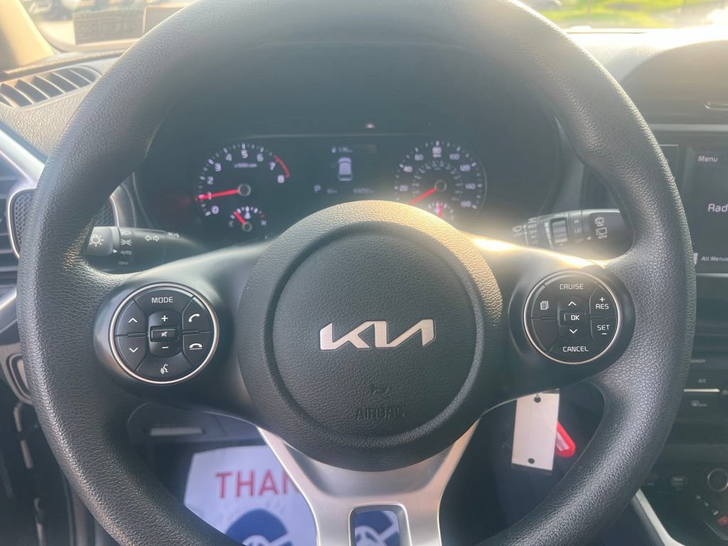 Used 2022 Kia Soul LX w/ Technology Package FWD image 10