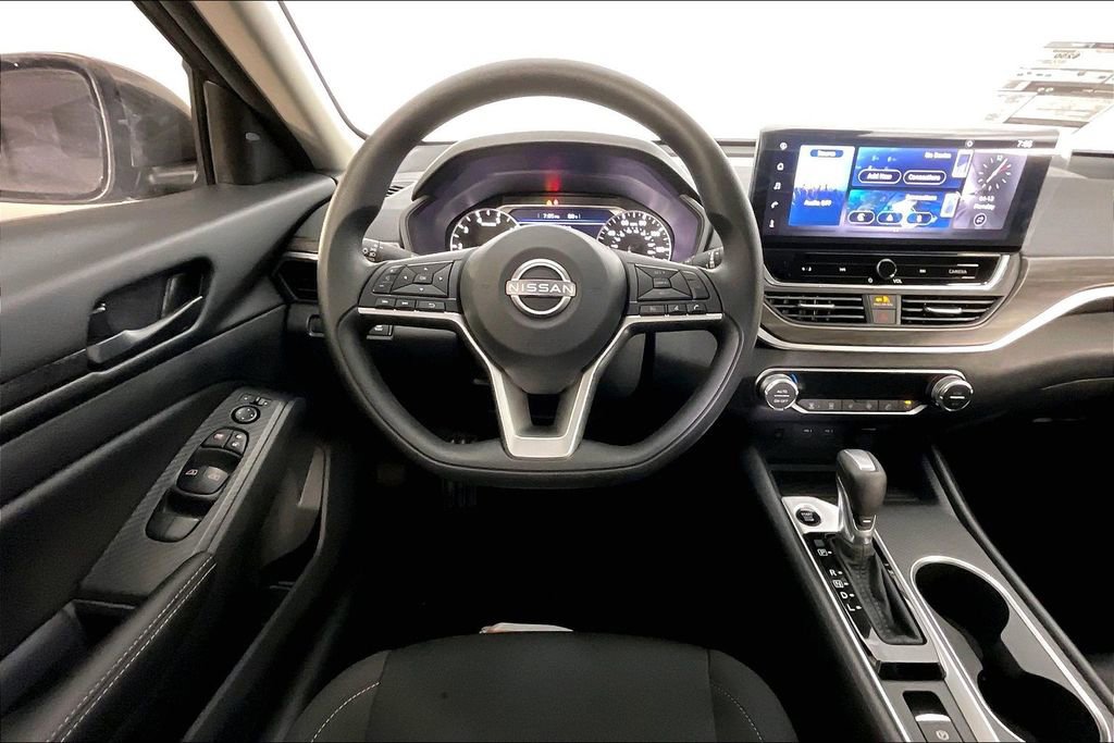 New 2026 Nissan Altima 2.5 SV w/ SV Special Edition Package AWD/4WD image 23