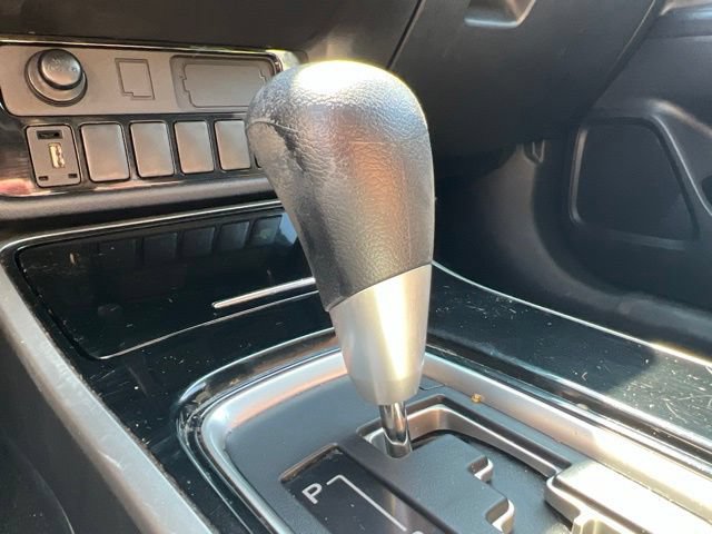 Used 2020 Mitsubishi Outlander ES FWD image 21