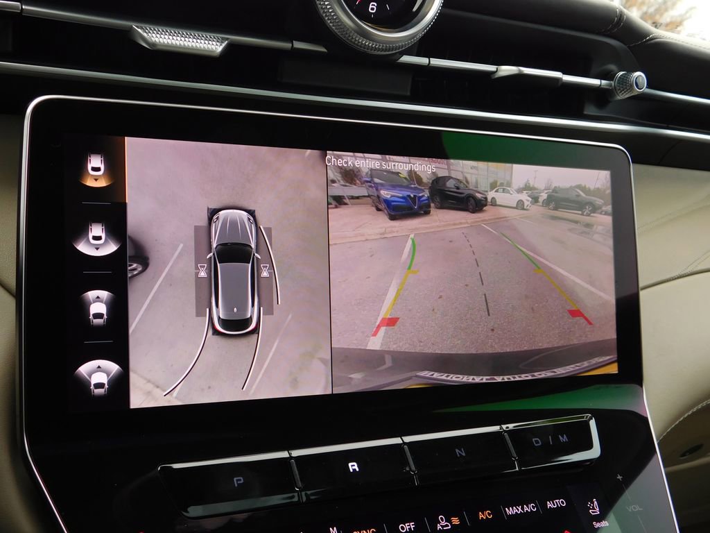 Used 2023 Maserati Grecale GT image 20