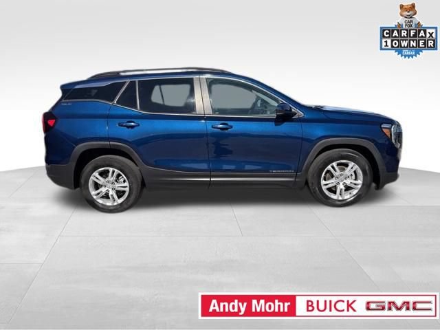 Used 2023 GMC Terrain SLE w/ Driver Convenience Package FWD image 12