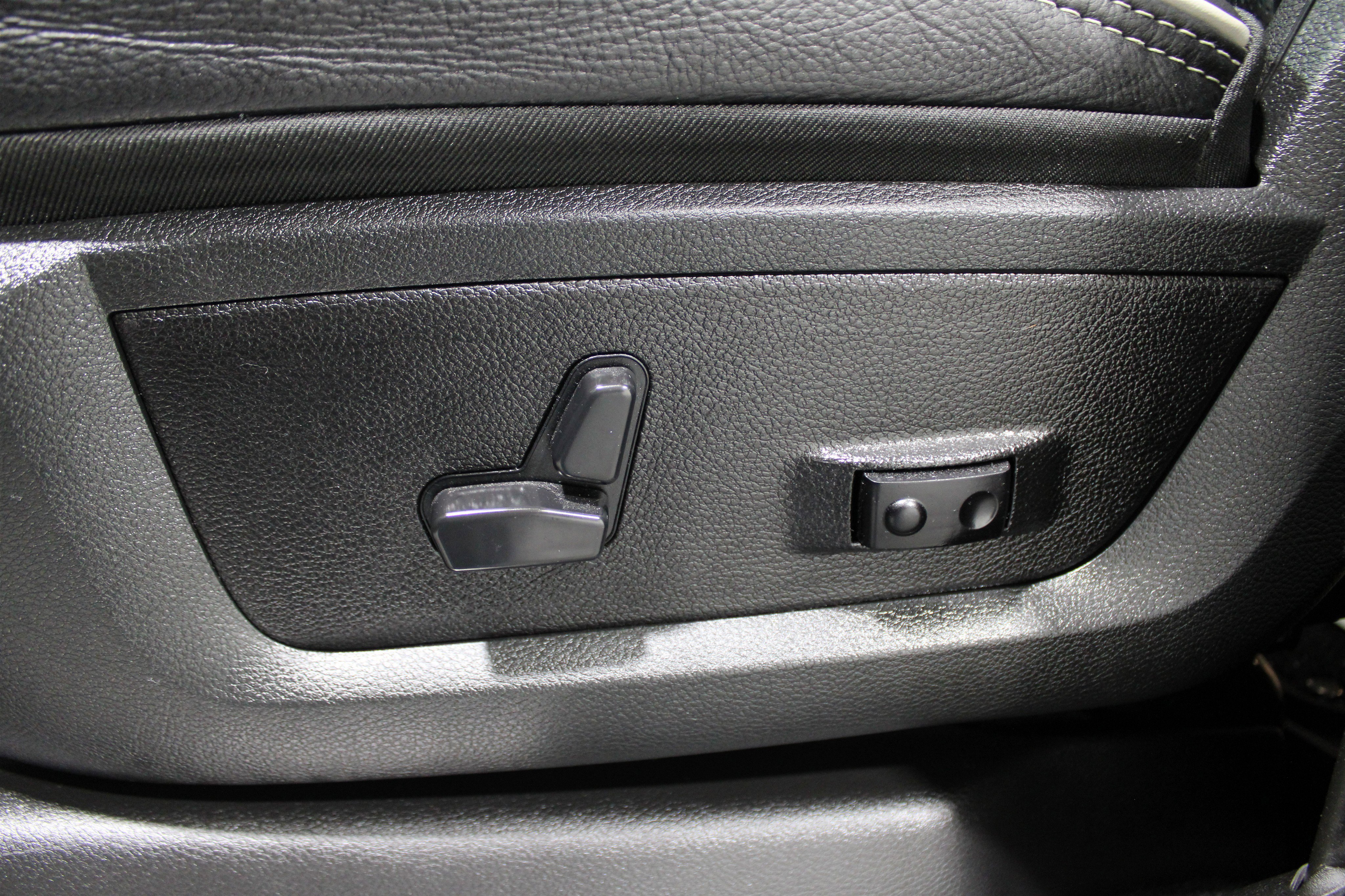 Used 2025 RAM 2500 Limited image 4