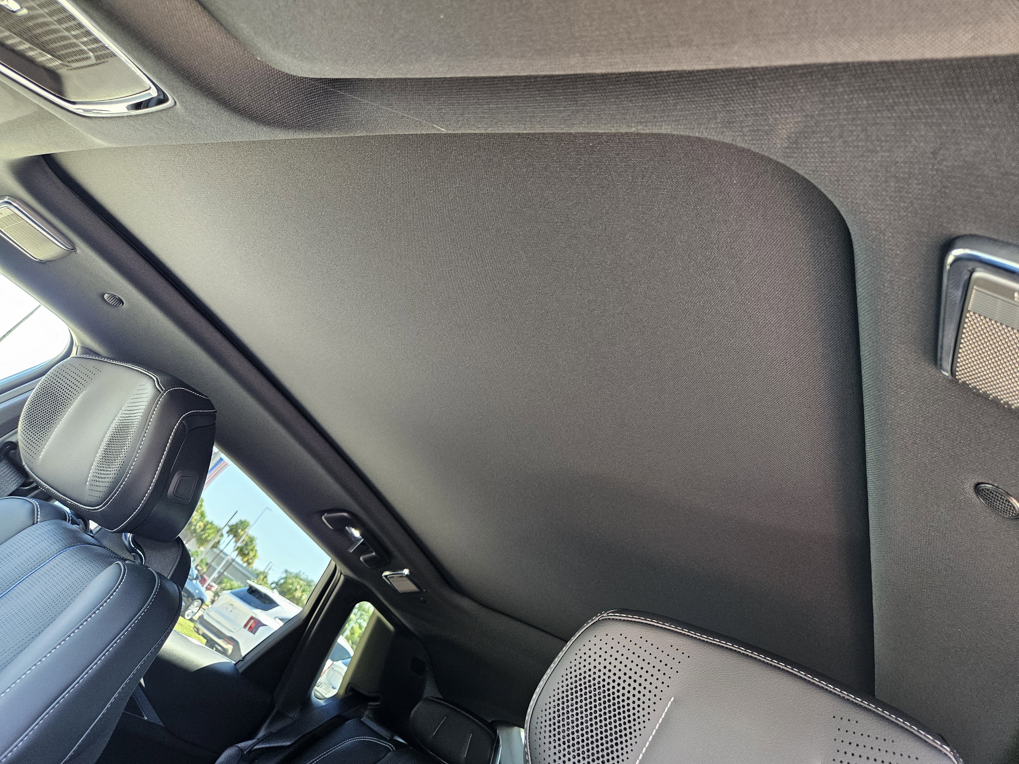 New 2026 Cadillac Lyriq V image 24