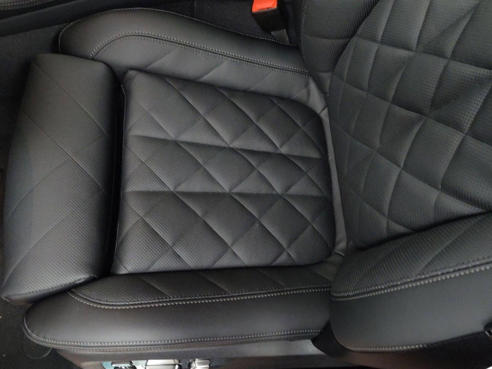 Used 2026 BMW X5 xDrive40i w/ M Sport Package image 17