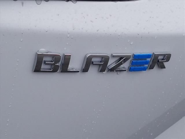 New 2025 Chevrolet Blazer EV LT AWD/4WD image 6