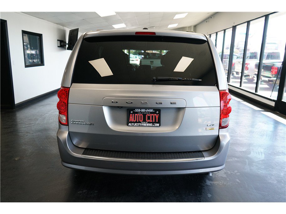 Used 2018 Dodge Grand Caravan GT FWD image 6