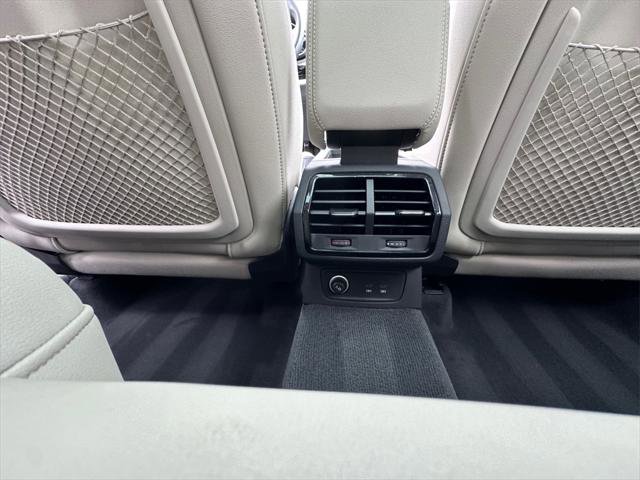 Certified 2021 Audi Q3 2.0T Premium Plus w/ Premium Plus Package image 29