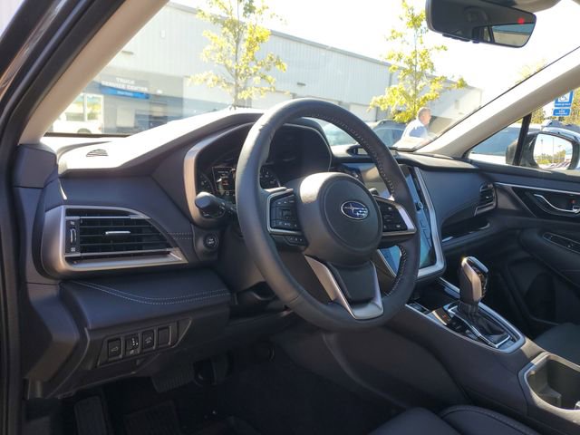 Used 2025 Subaru Outback Limited image 20