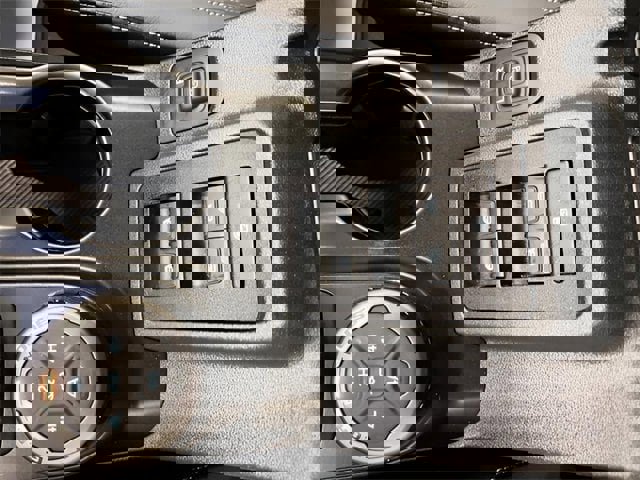 Used 2021 Ford Bronco Outer Banks w/ Sasquatch Package image 27