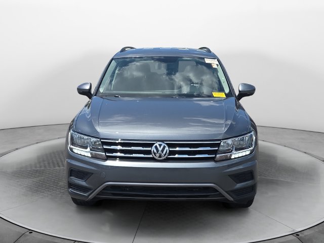 Used 2018 Volkswagen Tiguan SE w/ 3rd Row Seat Package AWD/4WD image 8