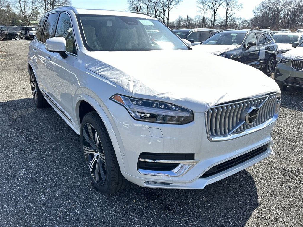New 2025 Volvo XC90 B6 Plus w/ Protection Package Premier image 5
