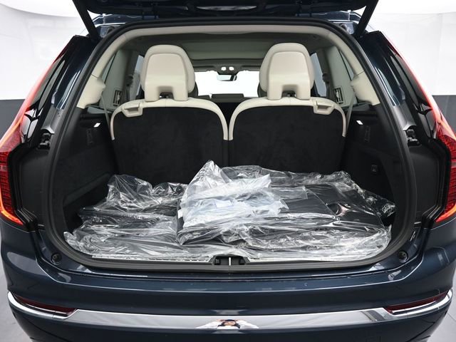 New 2026 Volvo XC90 B6 Ultra w/ Protection Package image 31