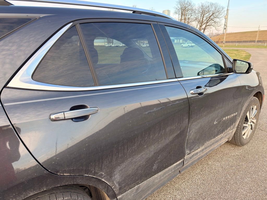 Used 2022 Chevrolet Equinox Premier image 3