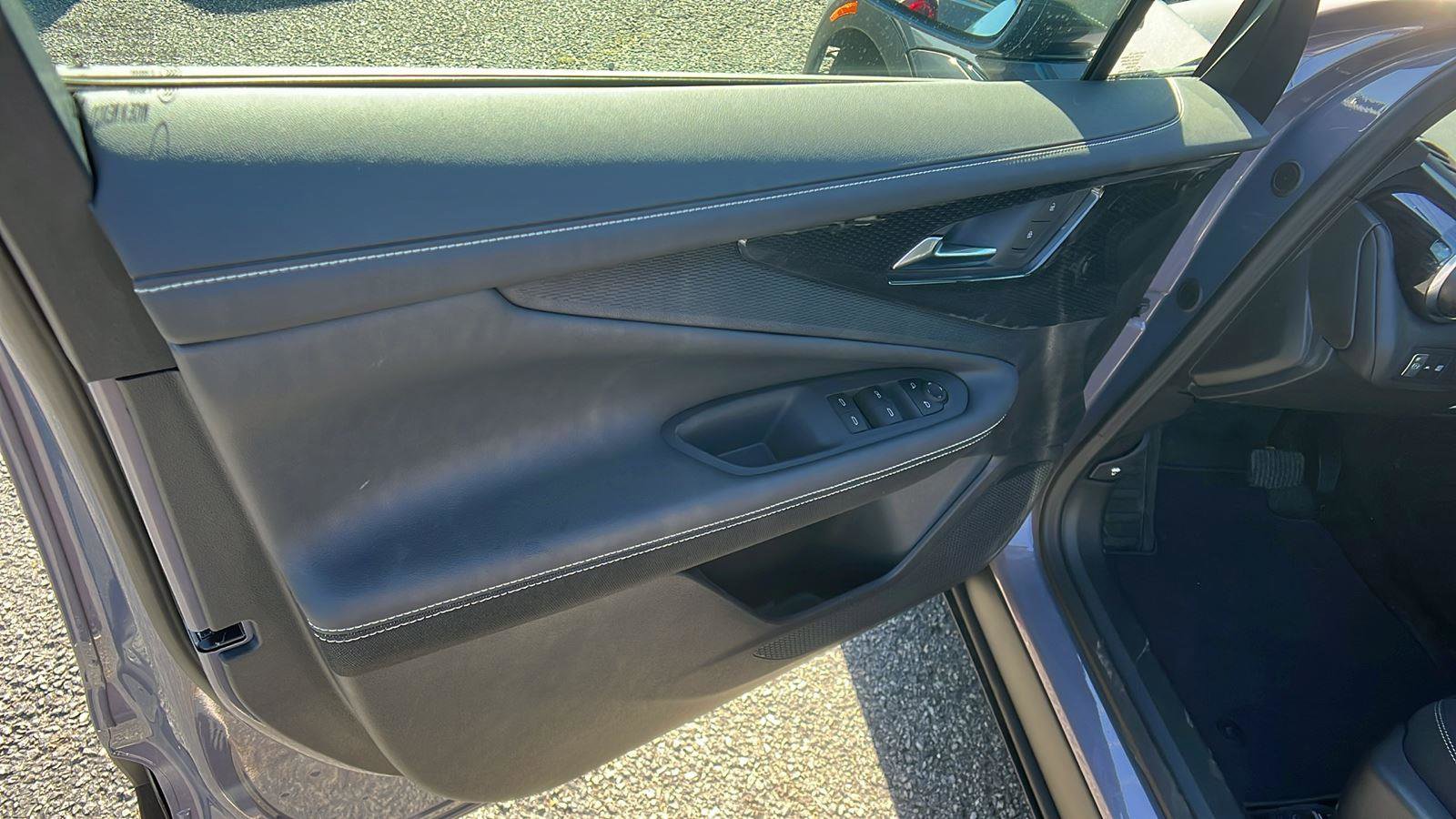 New 2026 Chevrolet Blazer EV LT AWD/4WD image 11