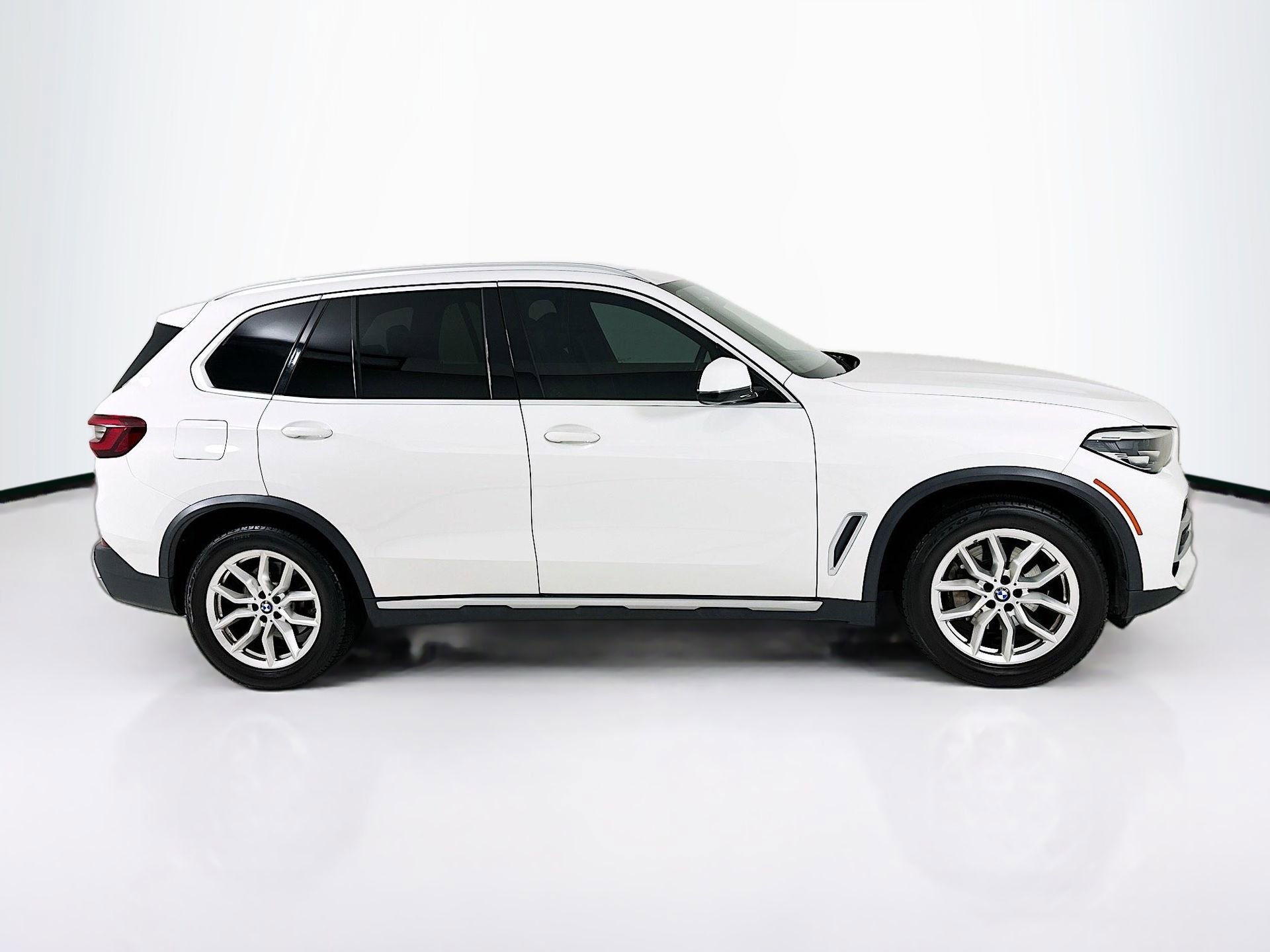 Used 2022 BMW X5 xDrive40i image 9