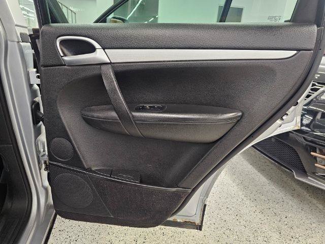 Used 2008 Porsche Cayenne AWD/4WD image 26