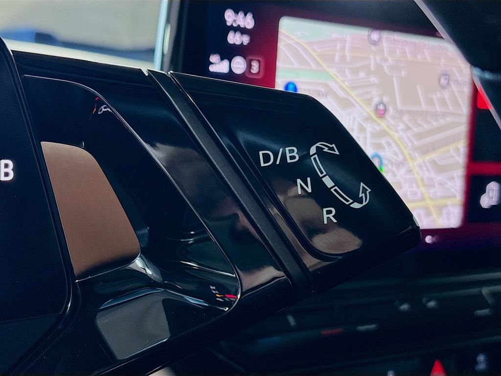 Used 2021 Volkswagen ID.4 Pro S w/ Gradient Package image 18