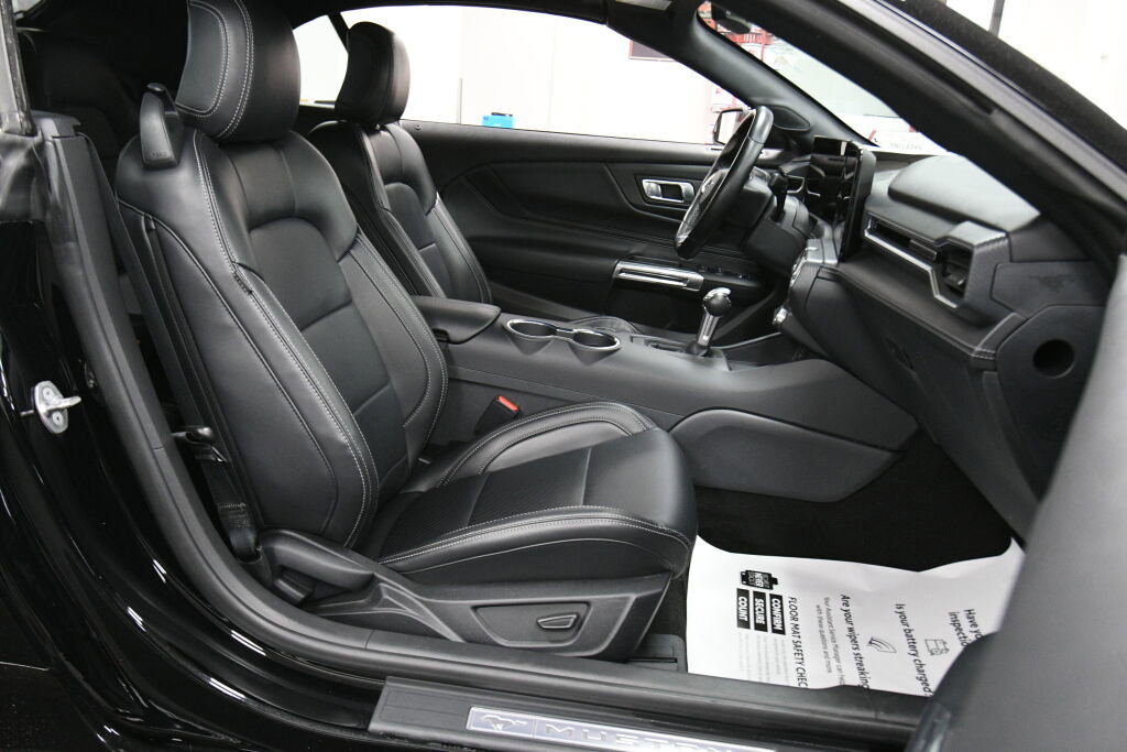 Used 2025 Ford Mustang Premium RWD image 22