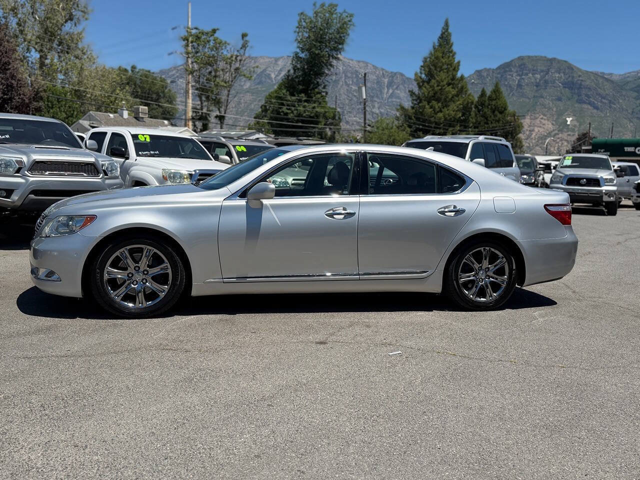 Used 2008 Lexus LS 460 RWD image 7
