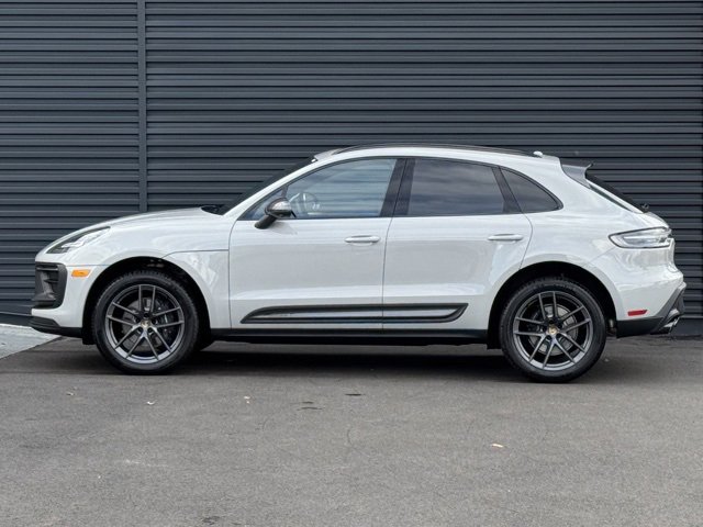 New 2026 Porsche Macan Turbo image 2
