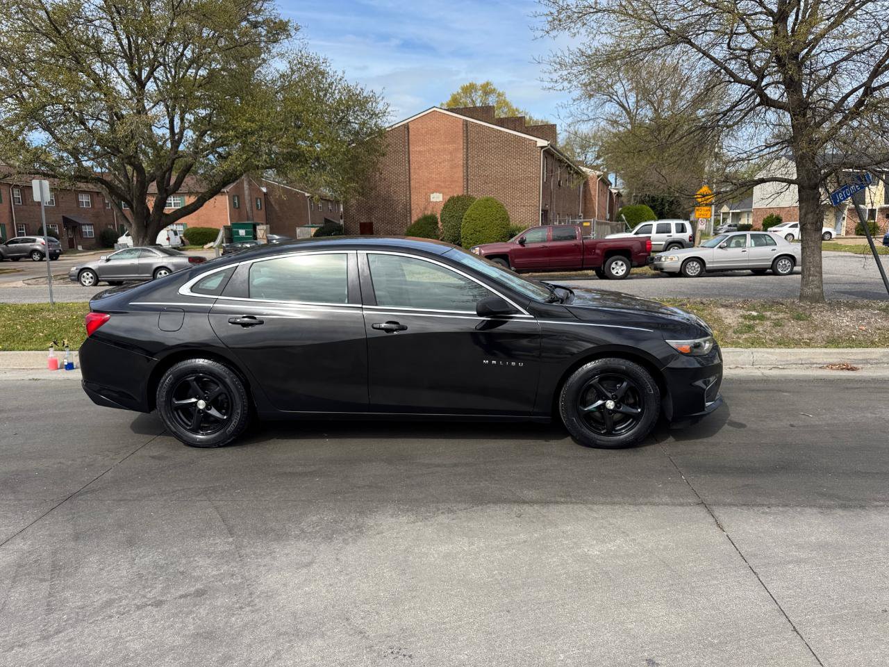 Used 2016 Chevrolet Malibu LS FWD image 3