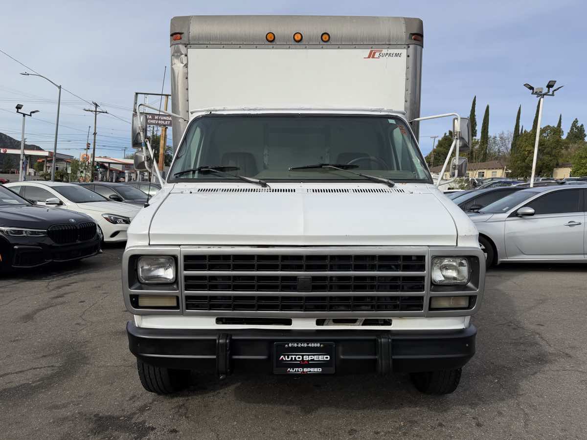 Used 1995 Chevrolet G30 RWD image 3