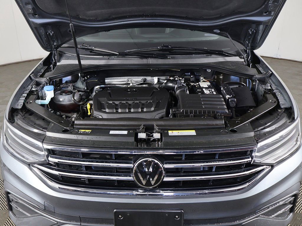 Used 2024 Volkswagen Tiguan S image 18
