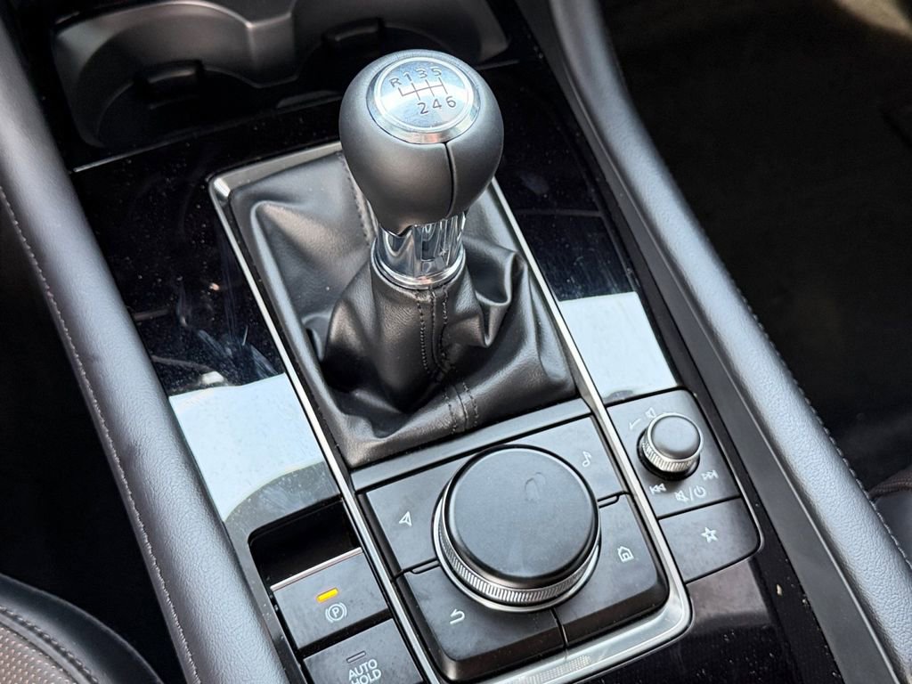 Used 2026 MAZDA MAZDA3 2.5 S Hatchback w/ Premium Pkg image 16