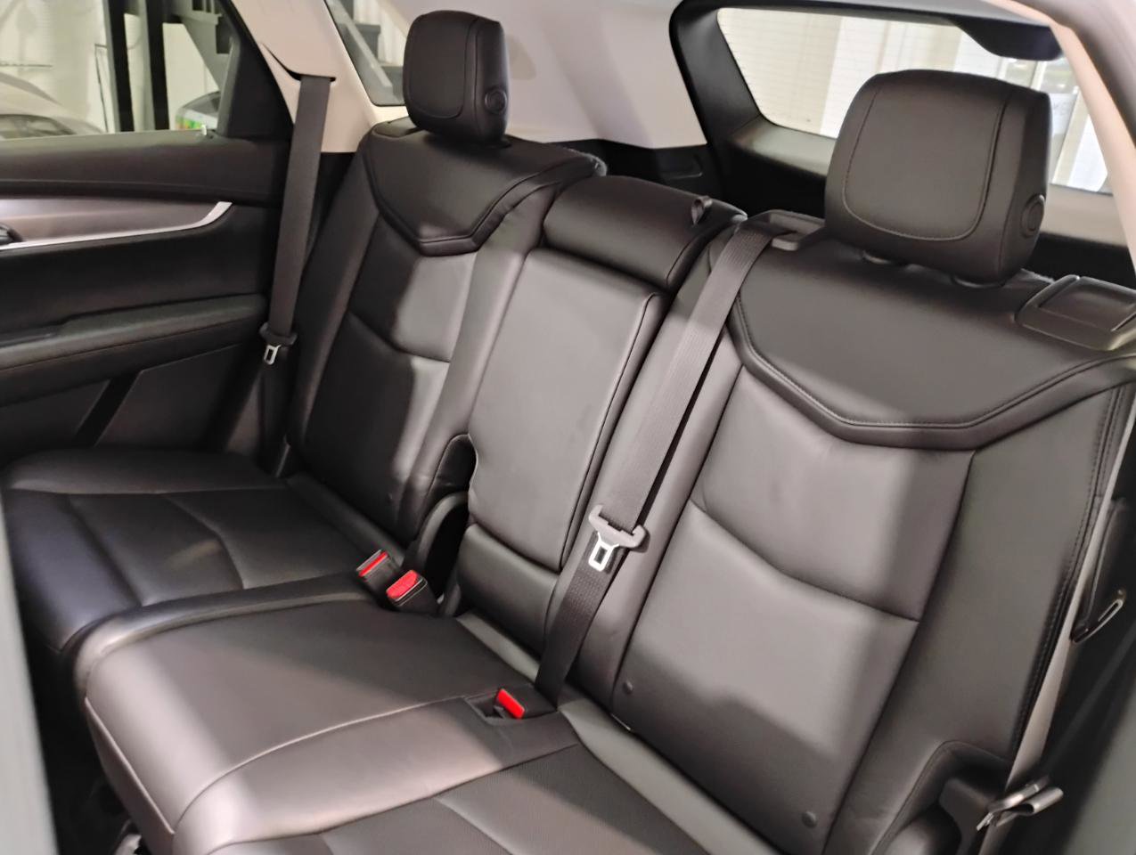 Used 2018 Cadillac XT5 Luxury w/ Driver Awareness Package image 94