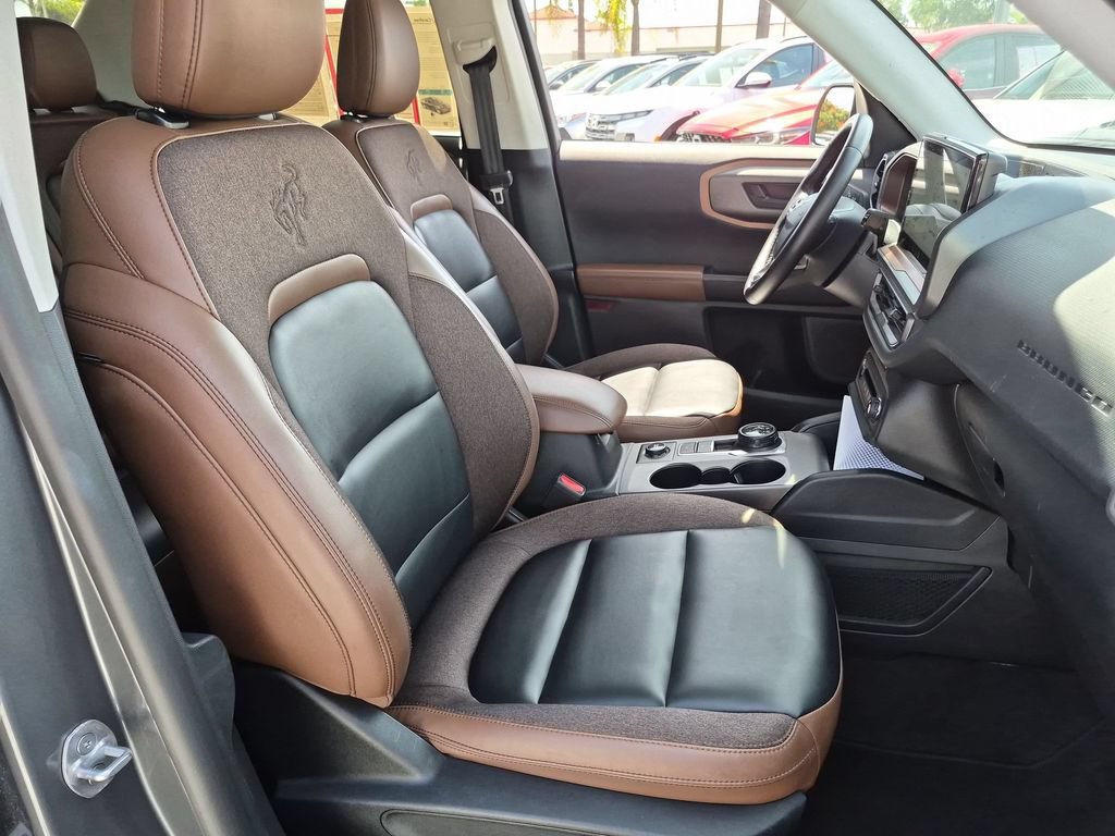 Used 2025 Ford Bronco Sport Outer Banks w/ Outer Banks Tech Package+ AWD/4WD image 31
