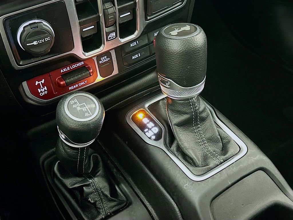 Certified 2025 Jeep Wrangler Willys image 26