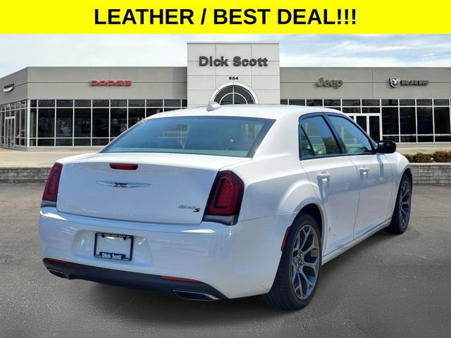 Used 2018 Chrysler 300 S RWD image 5