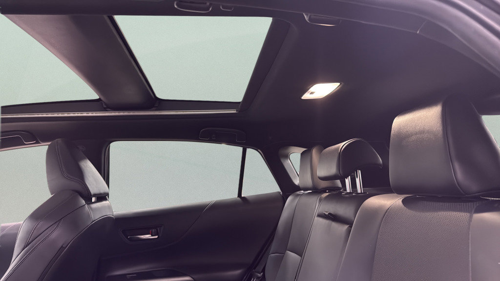 Used 2022 Toyota Venza Limited w/ Advanced Technology Package image 39