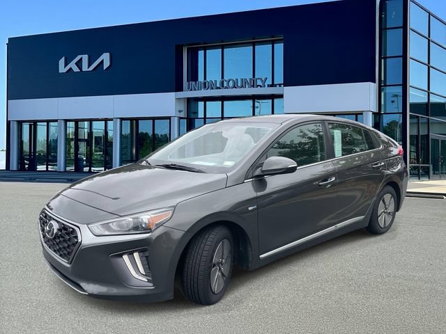 Used 2020 Hyundai Ioniq SE FWD image 3