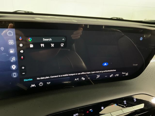Used 2025 Buick Enclave Avenir w/ Super Cruise Package FWD image 15