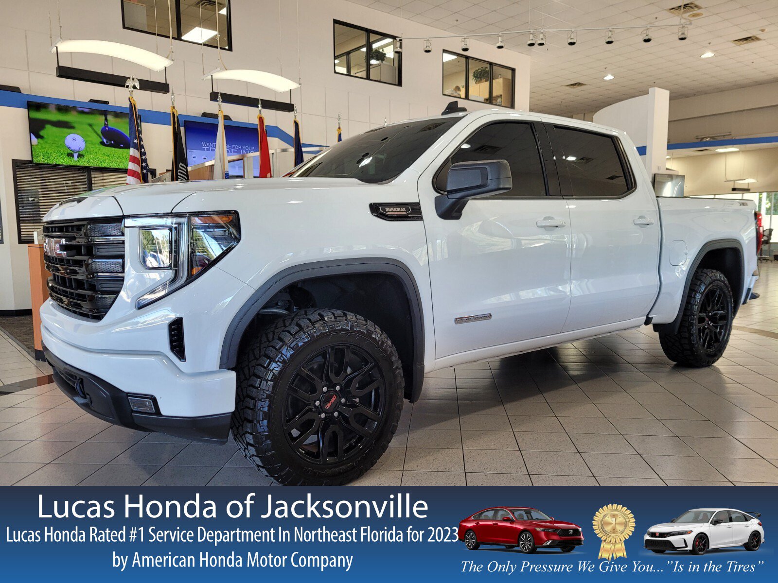Used 2022 GMC Sierra 1500 Elevation w/ Preferred Package AWD/4WD image 1