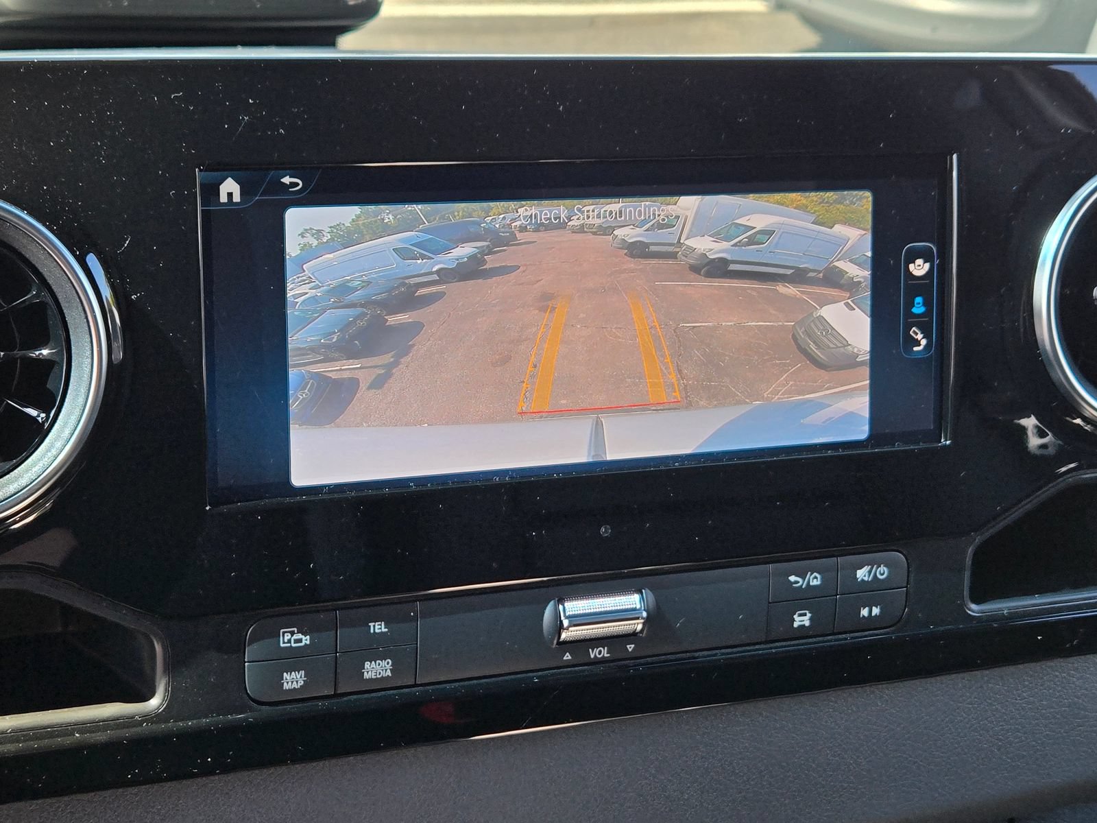 New 2025 Mercedes-Benz eSprinter 170 Cargo image 25