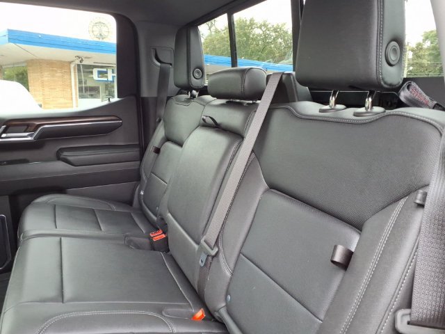 Used 2023 GMC Sierra 1500 SLT w/ SLT Premium Plus Package AWD/4WD image 11