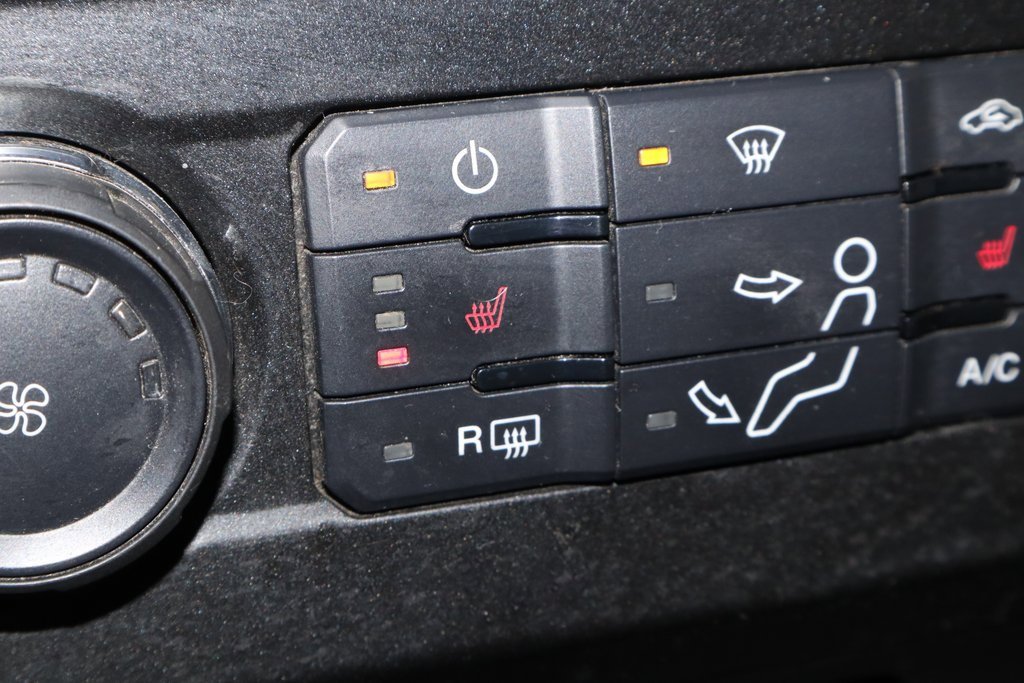 Used 2020 Ford F350 XLT w/ XLT Premium Package image 32