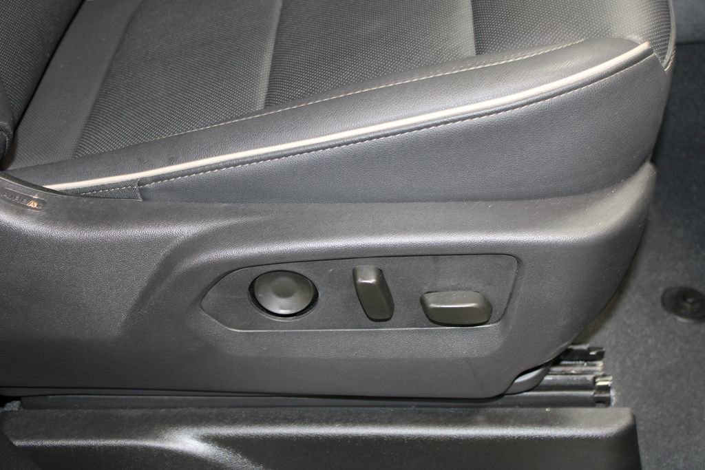 Used 2025 Chevrolet Tahoe Premier image 22