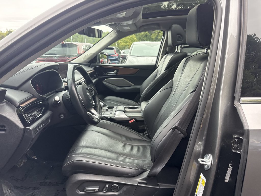 Used 2022 Acura MDX w/ Technology Package AWD/4WD image 13