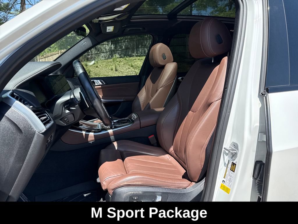 Used 2021 BMW X5 sDrive40i w/ M Sport Package image 12