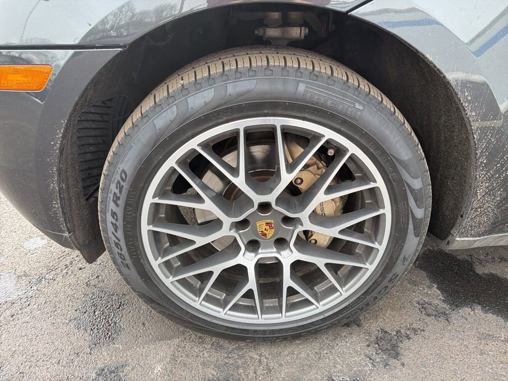 Used 2017 Porsche Macan S image 10
