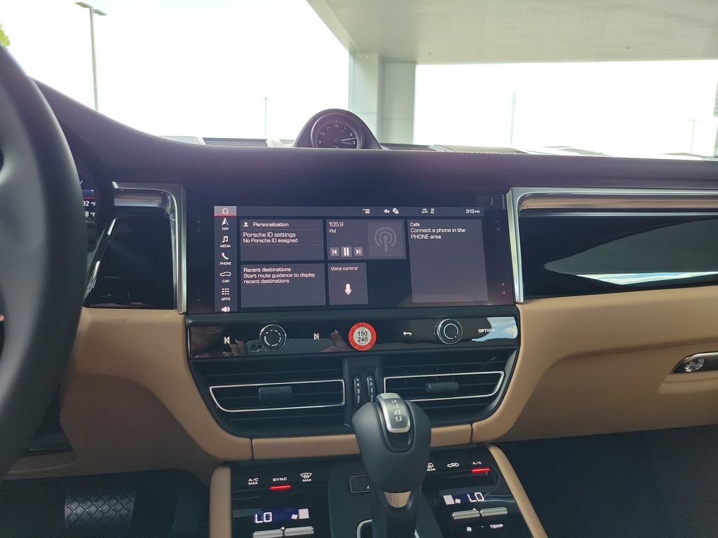 New 2026 Porsche Macan AWD/4WD image 26