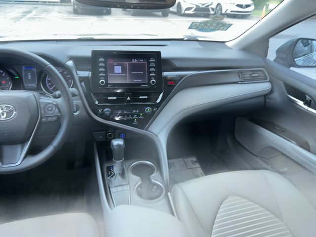 Used 2024 Toyota Camry SE w/ Convenience Package FWD image 13