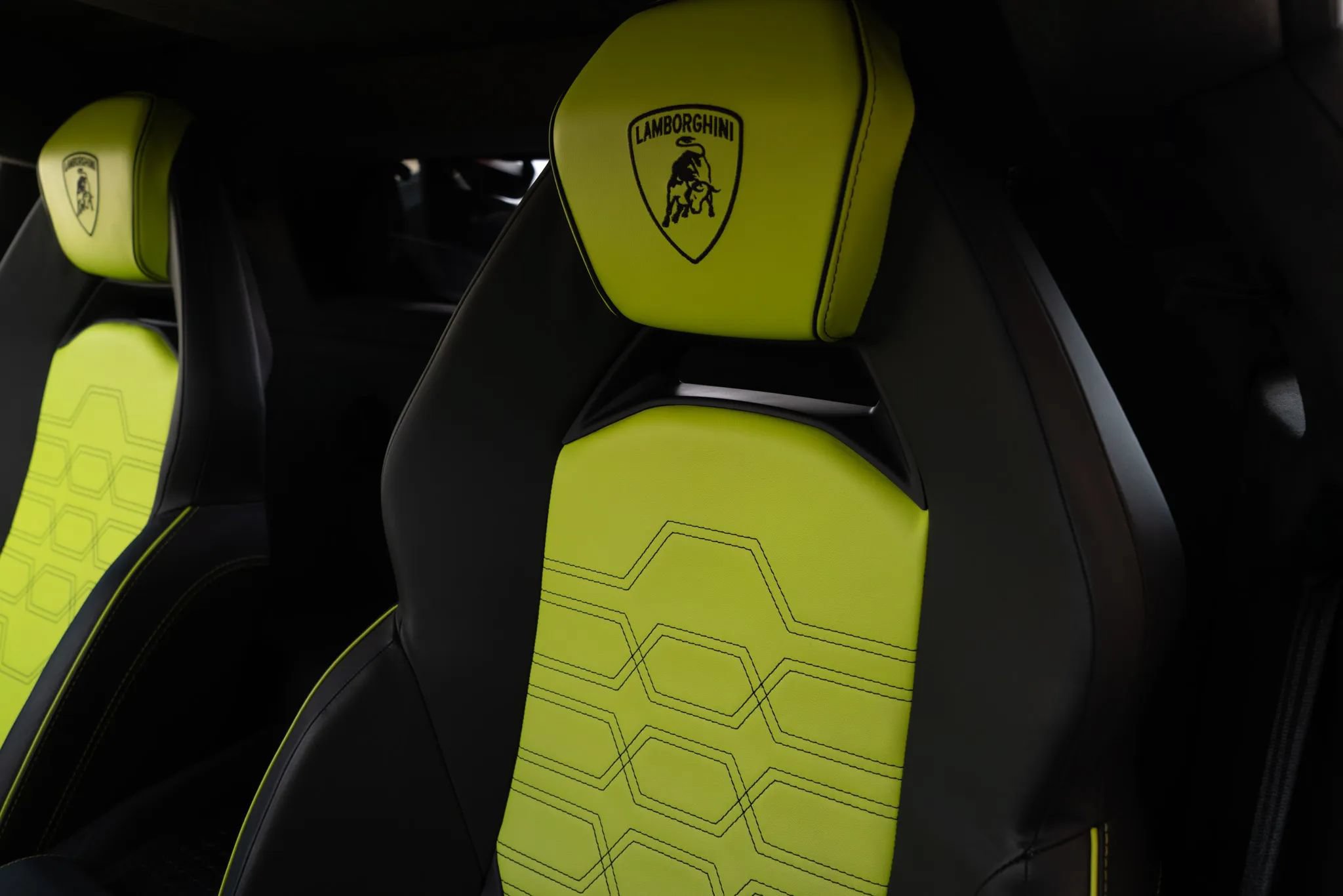 Used 2024 Lamborghini Revuelto AWD/4WD image 16