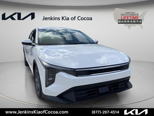 New 2026 Kia K4 FWD image 2